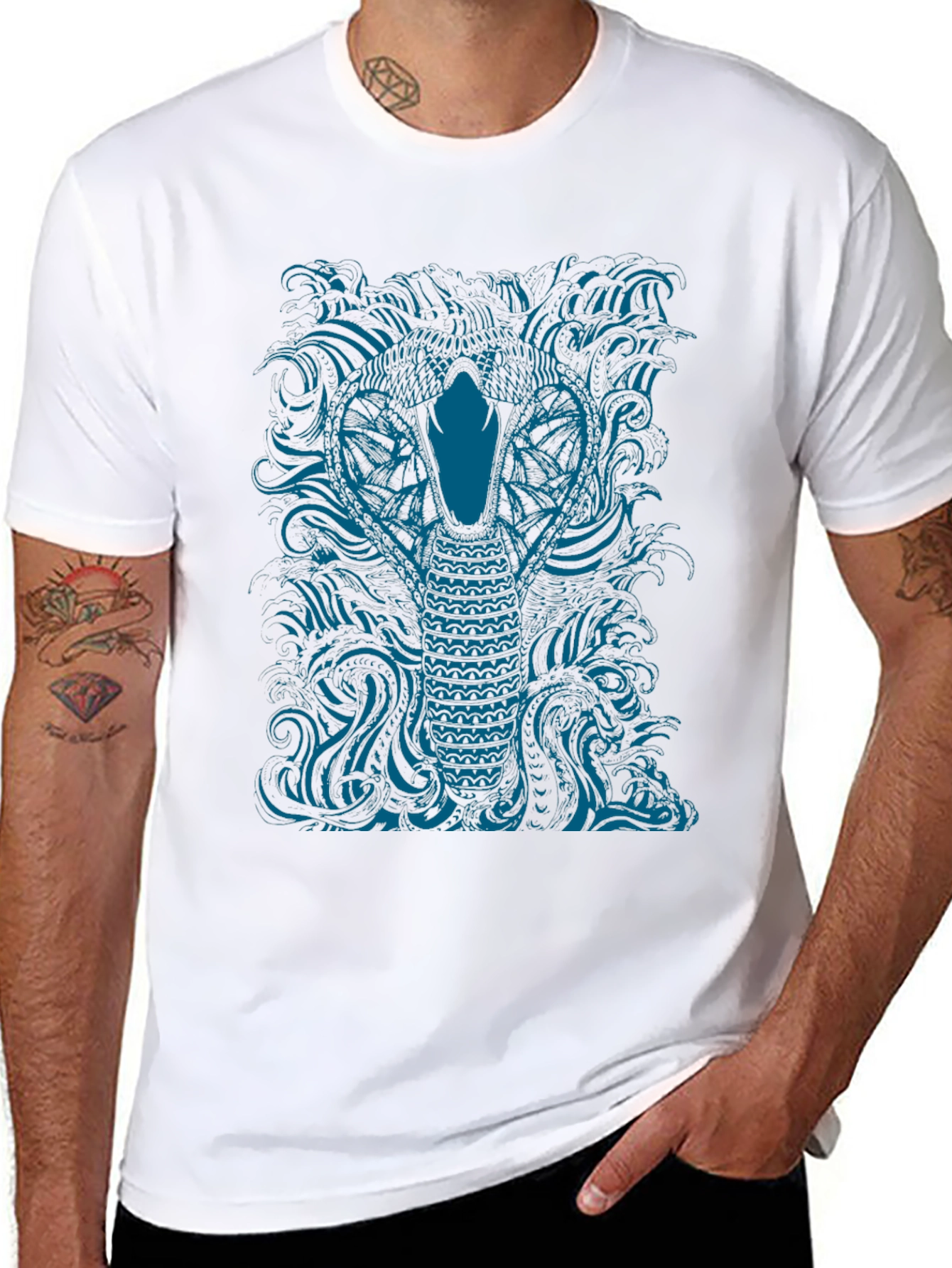 Cobra Graphic Print T-Shirt - Bold Statement Tee