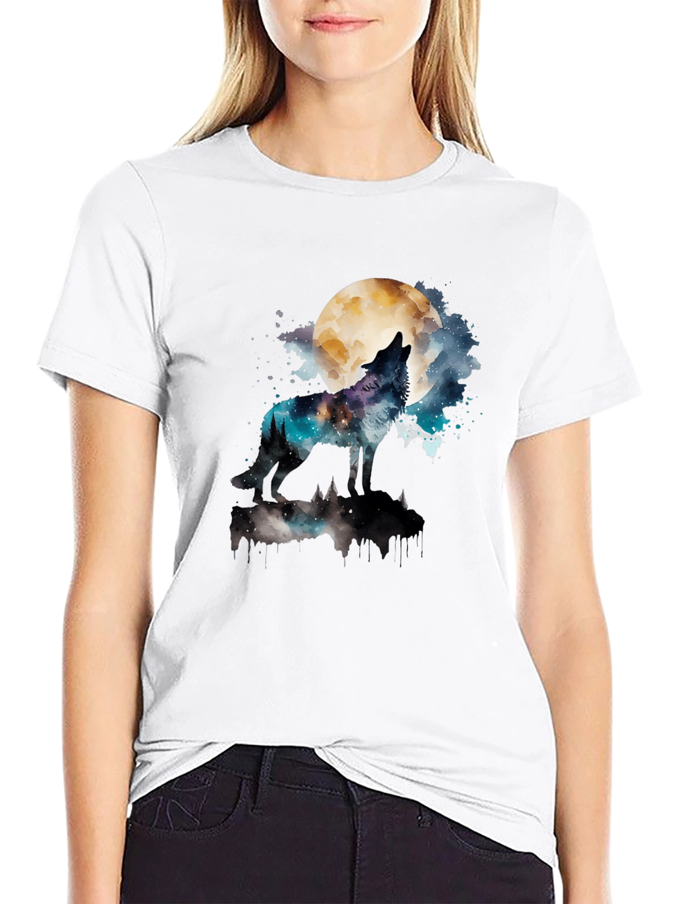 Wolf Howling at Moon Graphic T-Shirt